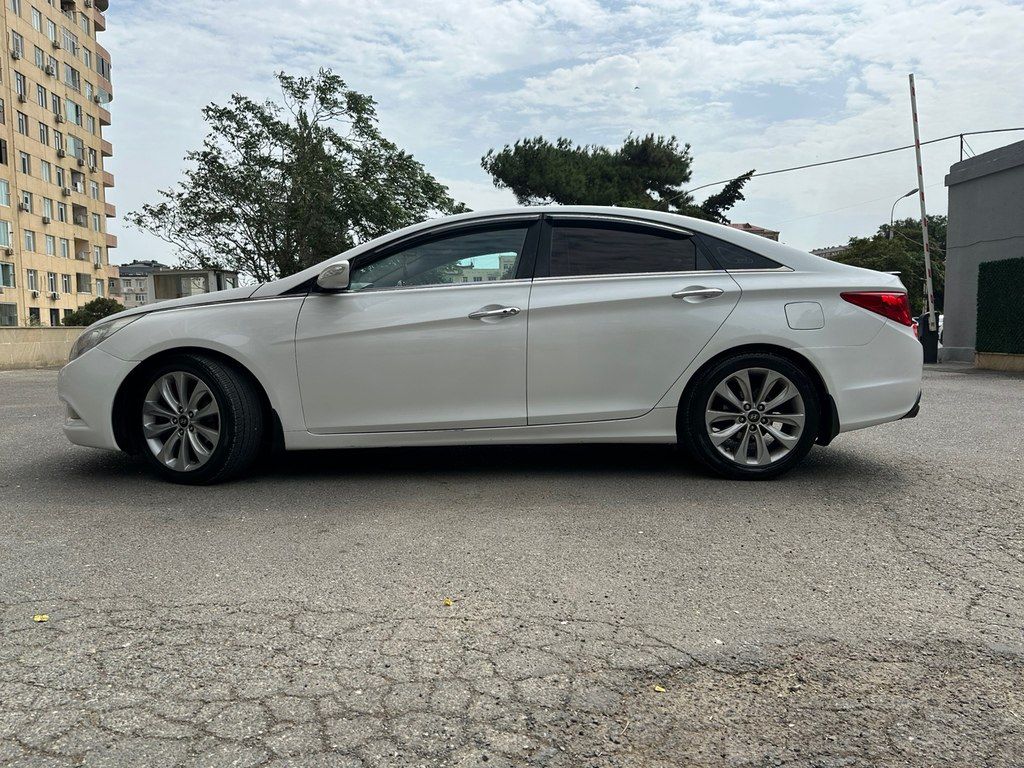 Hyundai Sonata, 2.4 L, 2010 il, 302 789 km — Avtomobillər, Bakı (4)