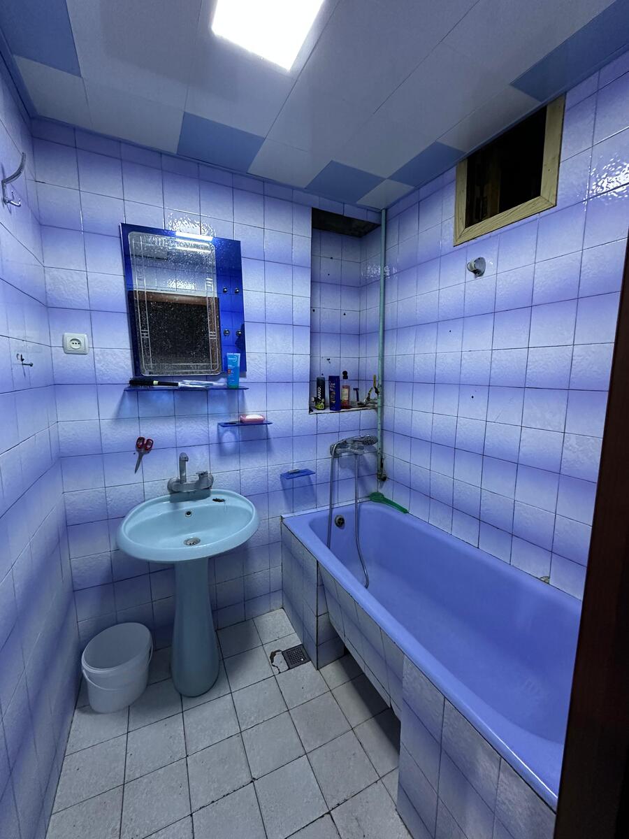 Satılır 4 otaqlı köhnə tikili 110 m² — Mənzil, Bakı (12)