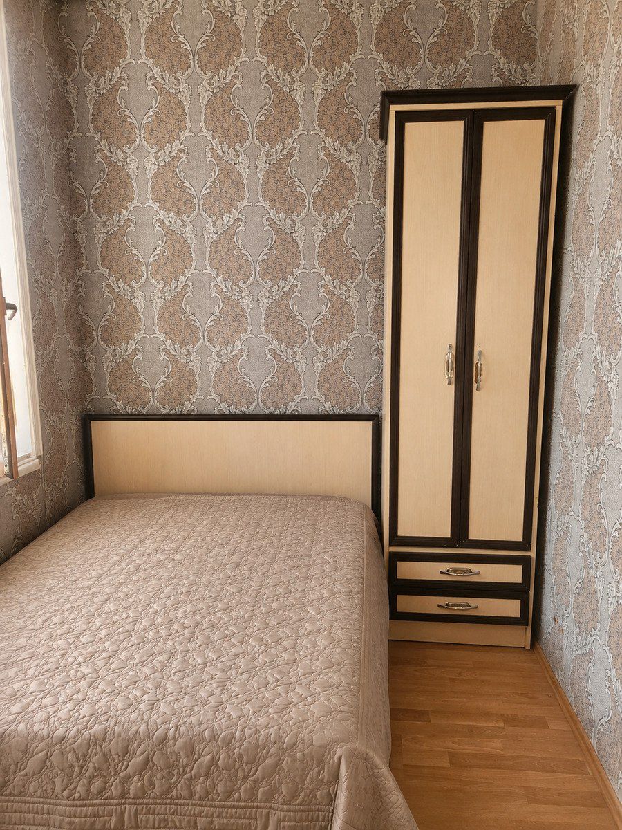 Satılır 2 otaqlı köhnə tikili 43 m² — Mənzil, Bakı (2)