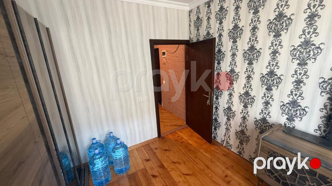 Satılır 4 otaqlı köhnə tikili 100 m² — Mənzil, Bakı (8)