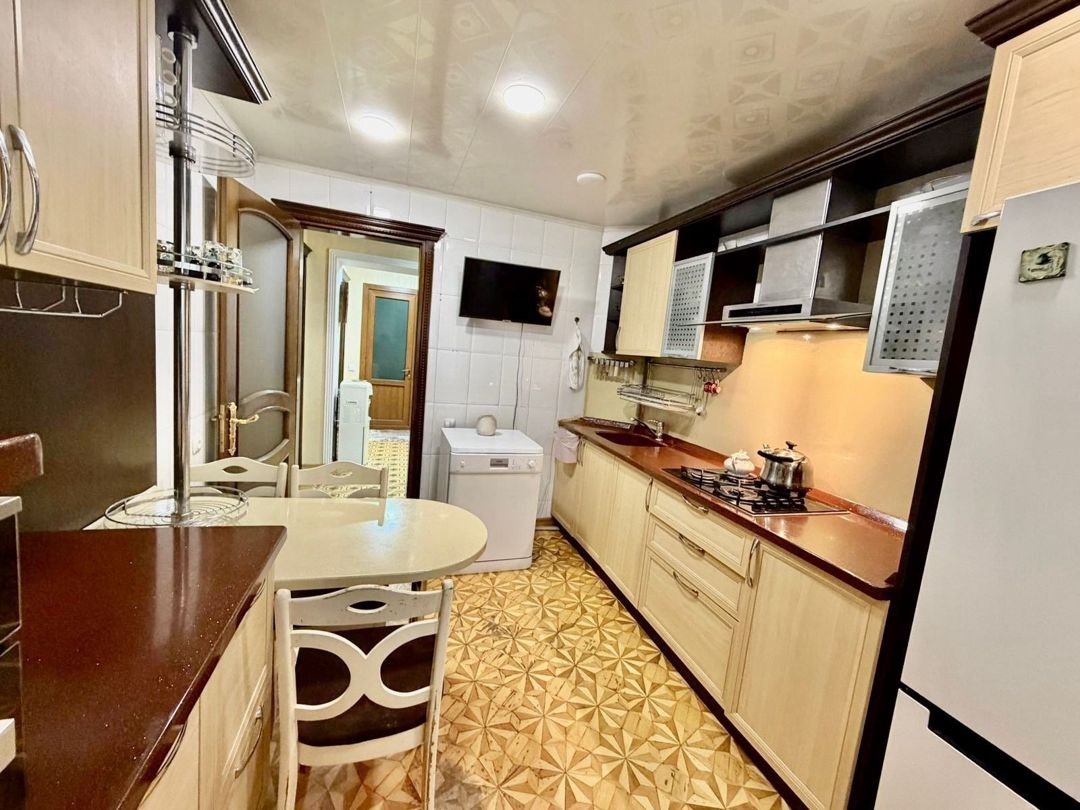 Satılır 4 otaqlı köhnə tikili 120 m² — Mənzil, Bakı (5)