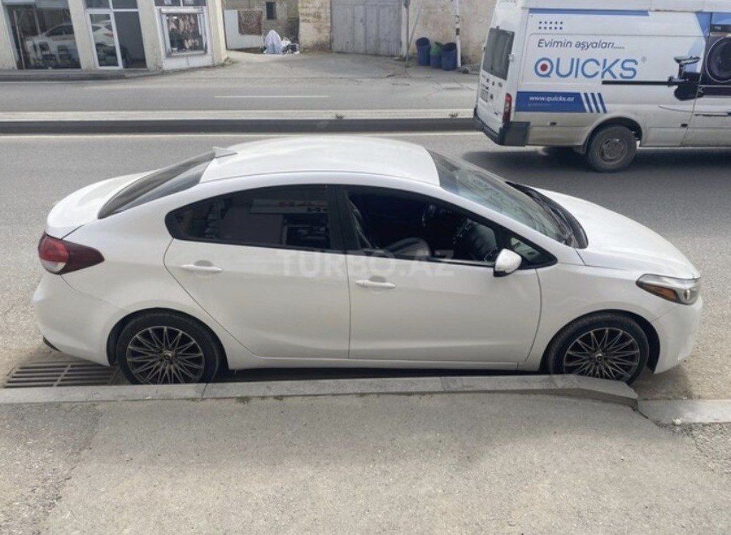 Kia Forte, 2.0 L, 2017 il, 240 000 km — Avtomobillər, Bakı (2)