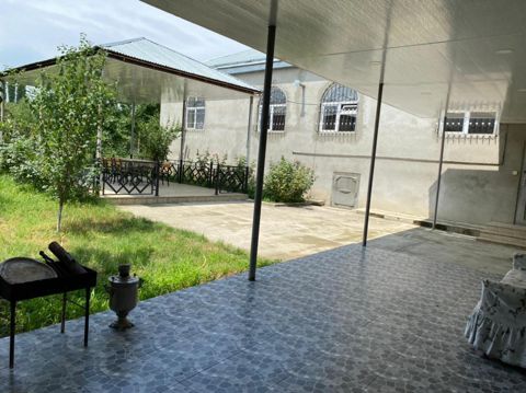 Həyət evi kirayə verilir, Quba r — Quba