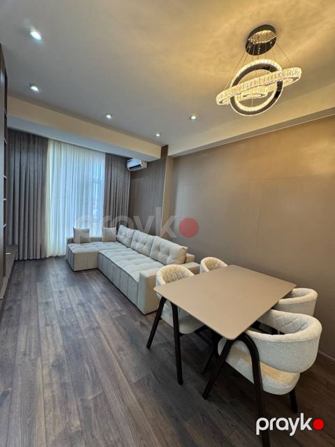 İcarəyə verilir 3 otaqlı yeni tikili 110 m²