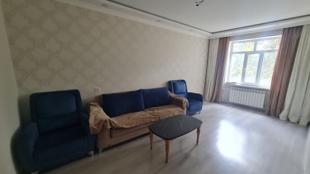 Satılır 3 otaqlı köhnə tikili 90 m² — Mənzil, Bakı