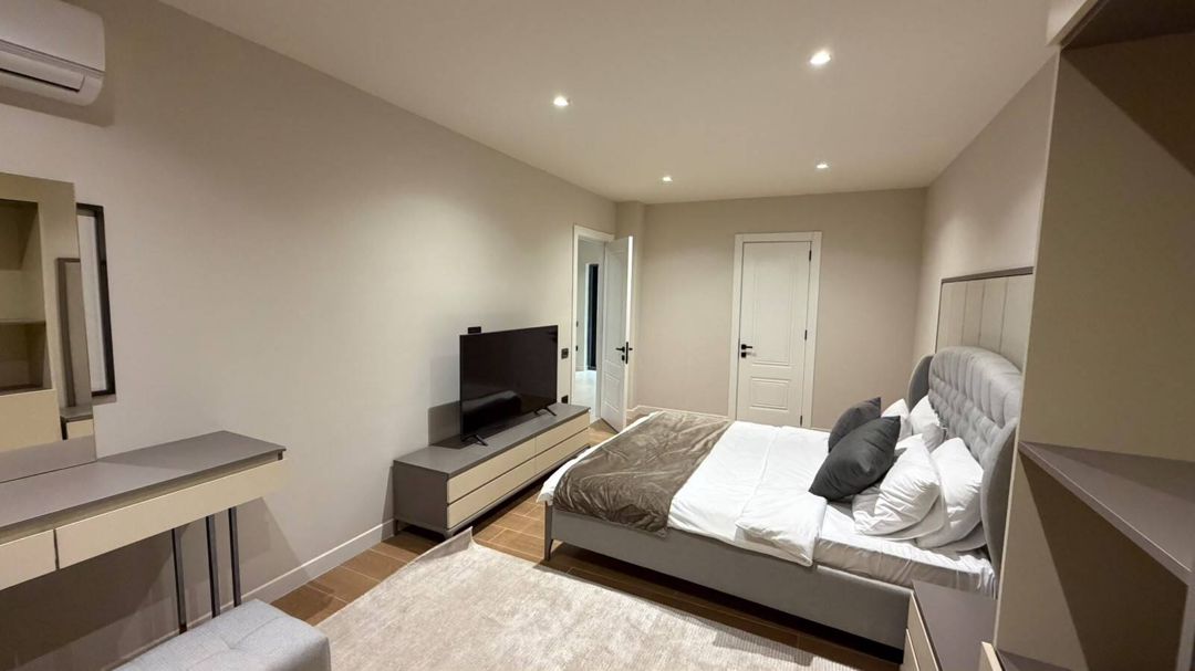 İcarəyə verilir 3 otaqlı yeni tikili 120 m² — Mənzil, Bakı (6)