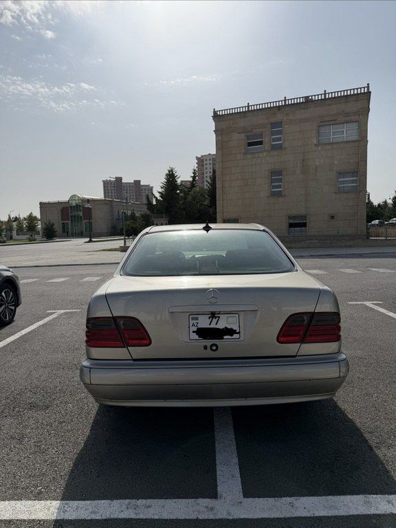 Mercedes E 320 4MATIC, 3.2 L, 1996 il, 300 000 km — Avtomobillər, Bakı (2)