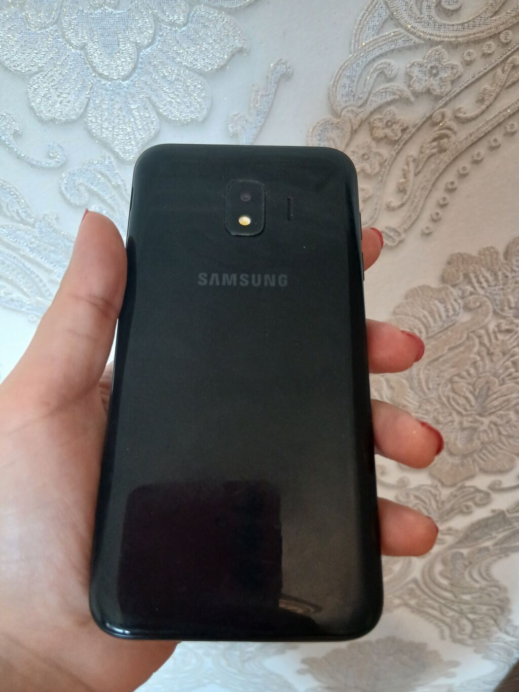 Samsung Galaxy J4 2018, 16 GB, rəng - Qara, İki sim kartlı — Samsung, Bakı (2)