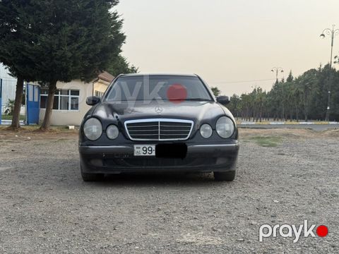 Mercedes E 220, 2.2 L, 2001 il, 794 673 km