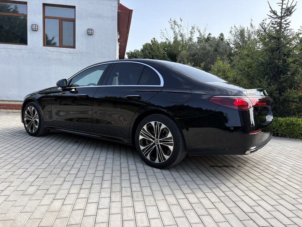 Mercedes E 350 e 2.0 L, 25.4 kWh, 2024 il, 19 000 km — Avtomobillər, Bakı (6)