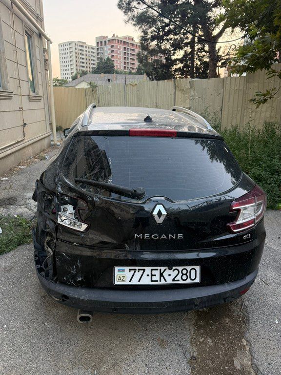 Renault Megane, 1.5 L, 2010 il, 420 000 km — Avtomobillər, Bakı (5)