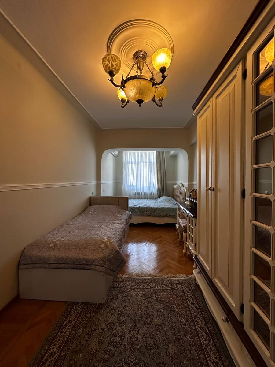 Satılır 2 otaqlı köhnə tikili 60 m² — Mənzil, Bakı (2)