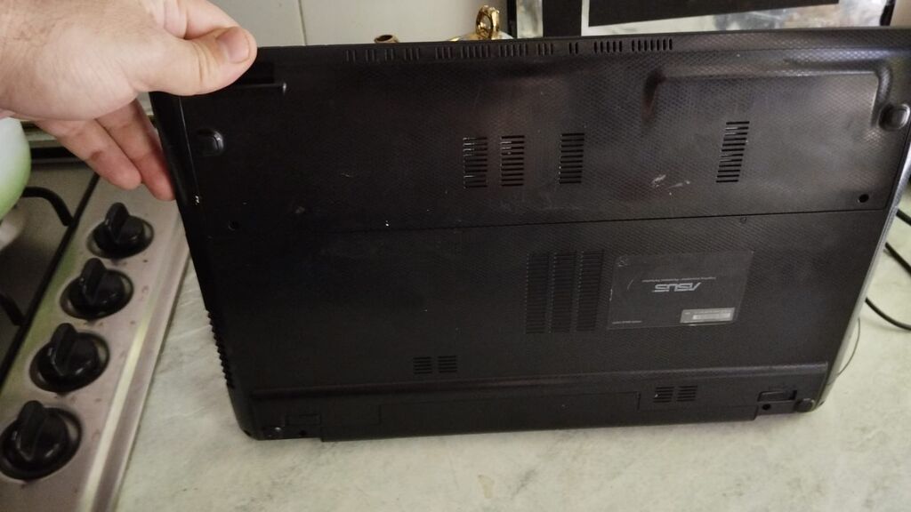 Asus x55U satilir, shekilde gorduyuvuz veziyyetdesi icinde ram — Asus, Bakı (3)