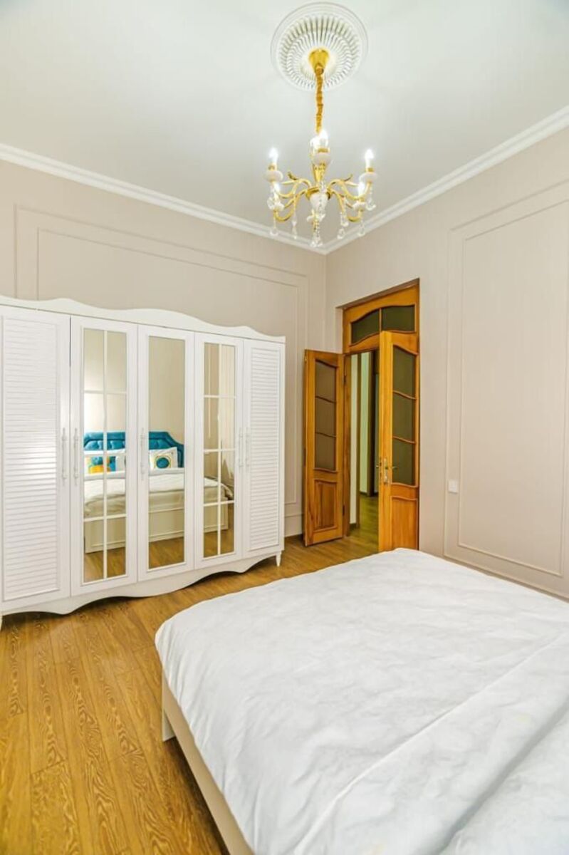 İcarəyə verilir 5 otaqlı köhnə tikili 180 m² — Mənzil, Bakı (6)