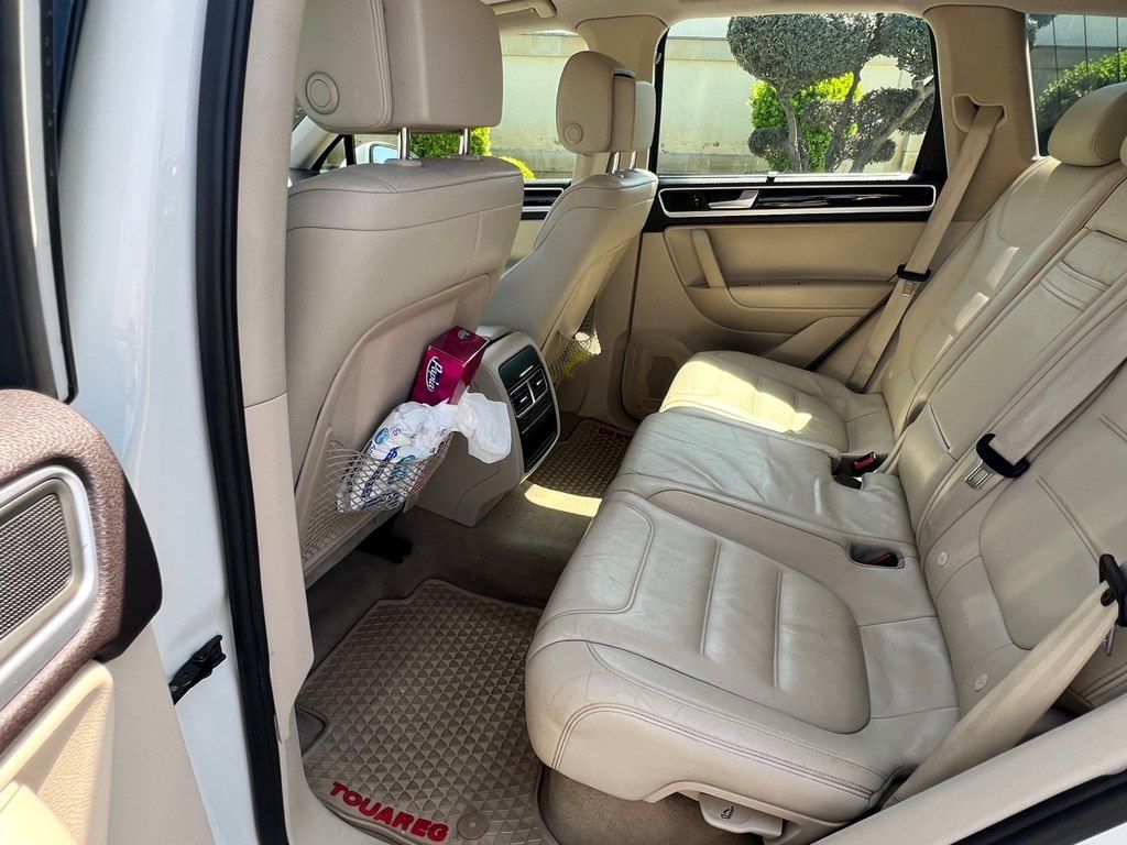 Volkswagen Touareg, 3.6 L, 2011 il, 329 000 km — Avtomobillər, Bakı (6)