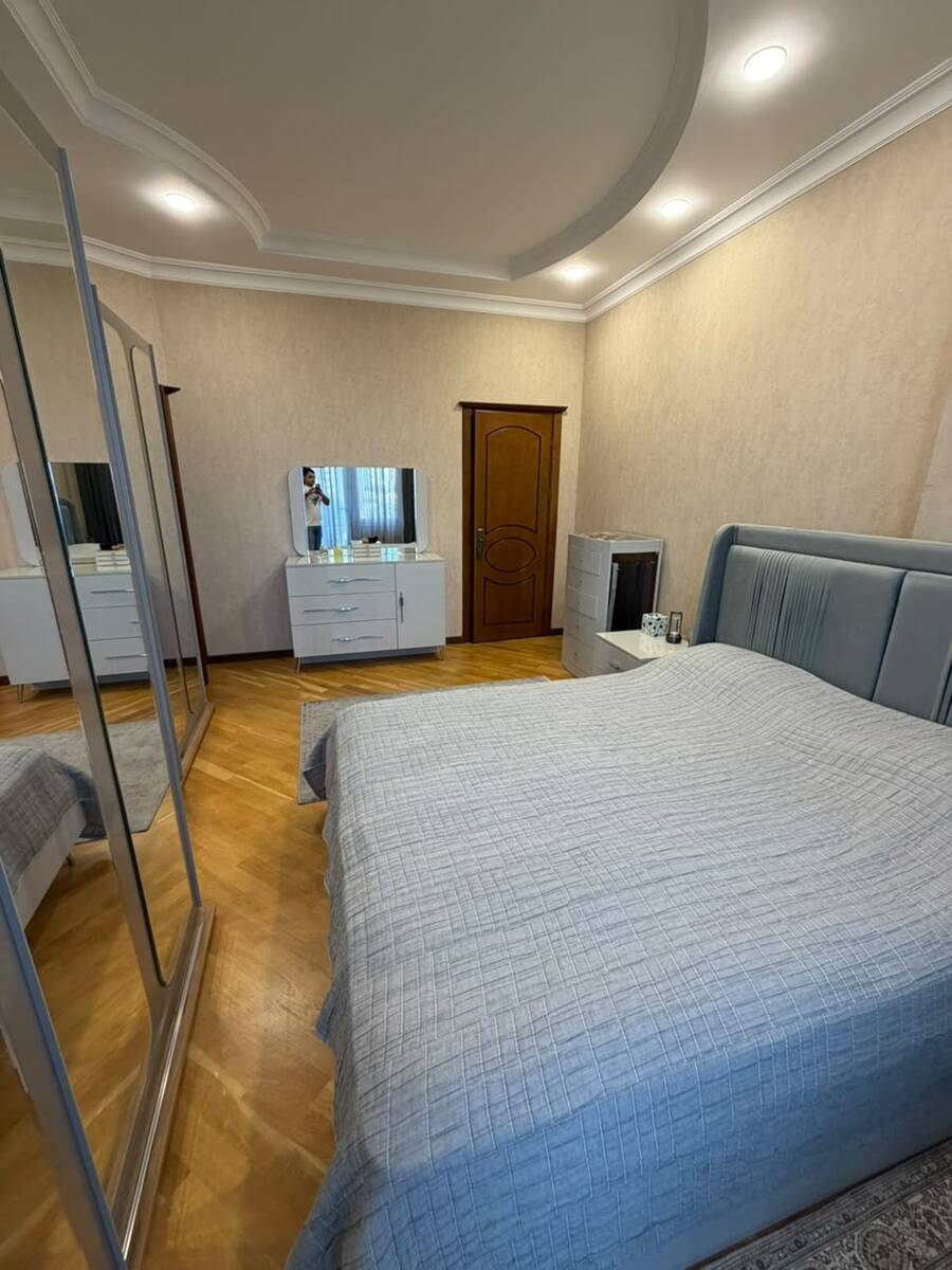 Satılır 4 otaqlı yeni tikili 220 m² — Mənzil, Bakı (9)
