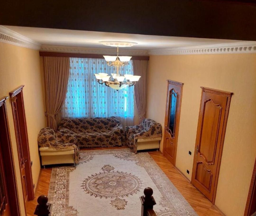 Satılır 5 otaqlı həyət evi/bağ evi 350 m² — Ev, villa, Bakı (10)