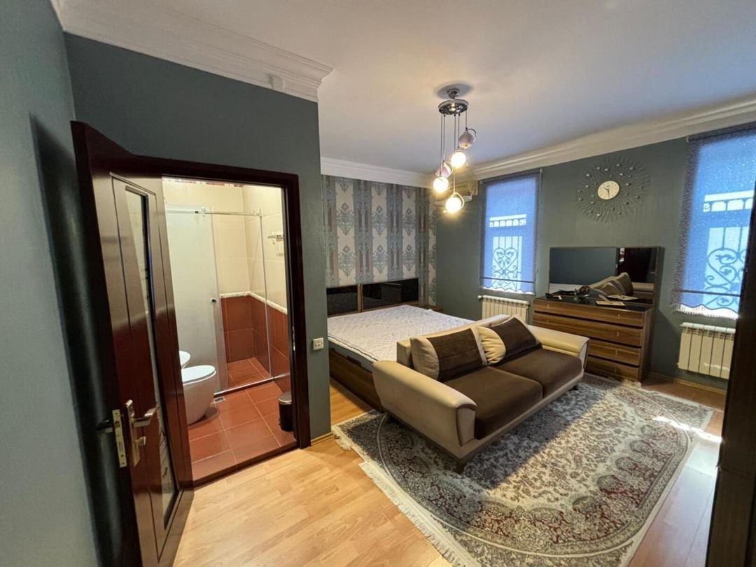 Satılır 9 otaqlı həyət evi/bağ evi 500 m² — Ev, villa, Bakı (8)