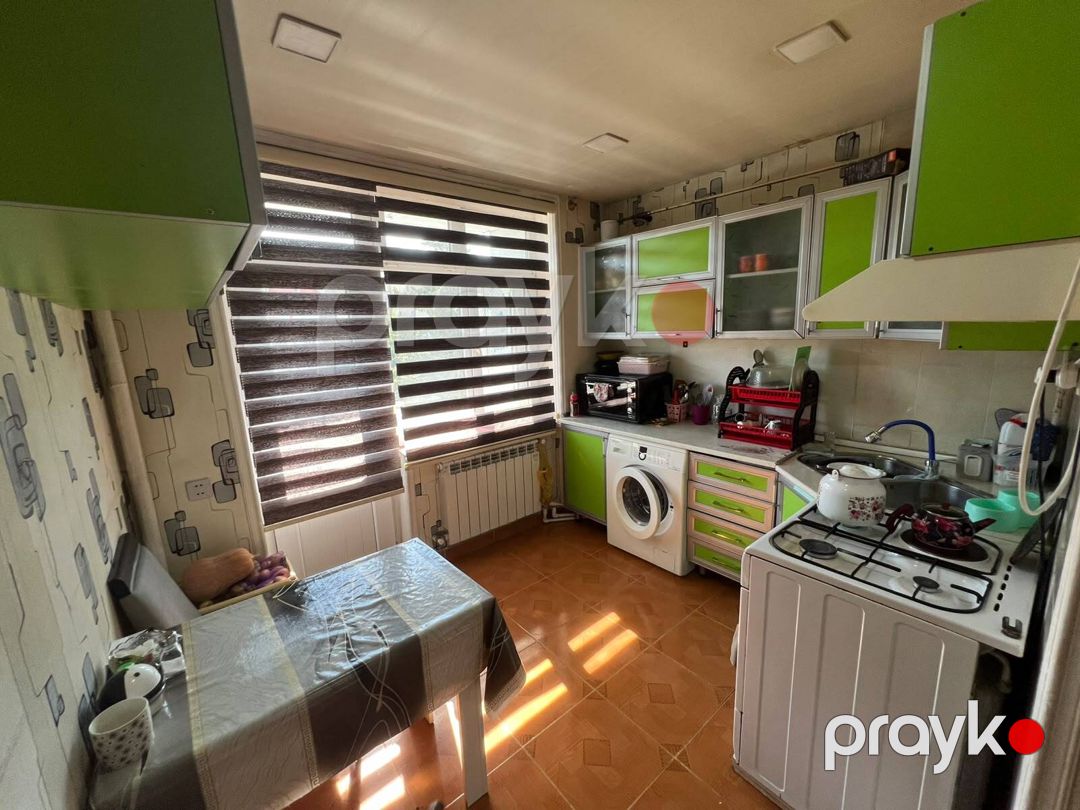 Satılır 4 otaqlı köhnə tikili 100 m² — Mənzil, Bakı (9)