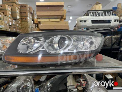 "Hyundai Santa Fe" ön farası — Gəncə