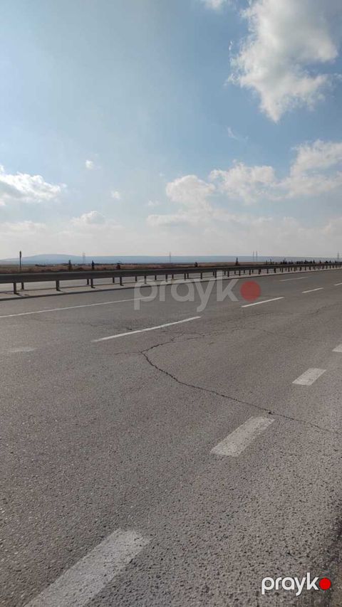 Satılır torpaq 303 sot