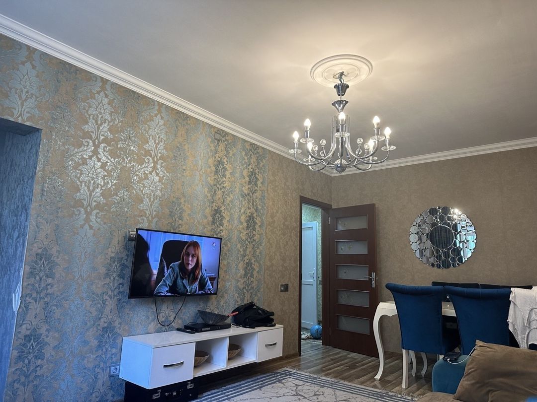 Satılır 3 otaqlı köhnə tikili 65 m² — Mənzil, Bakı (2)