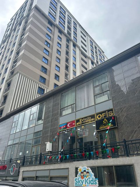 Satılır obyekt 170 m² — Bakı