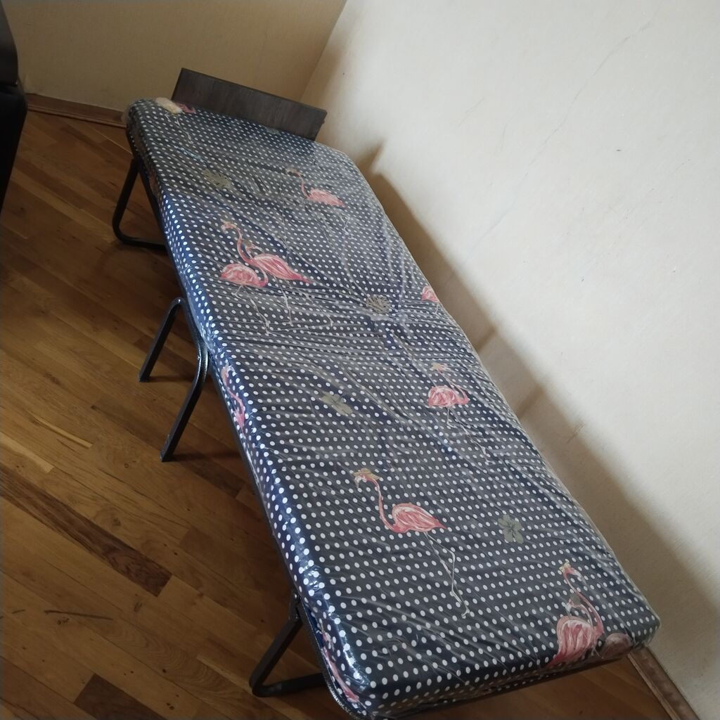 Qatlanan çarpayı (raskladuska) 80x800x1800. Çox az istifadə olunub.Çox — Yataqlar, Bakı (6)