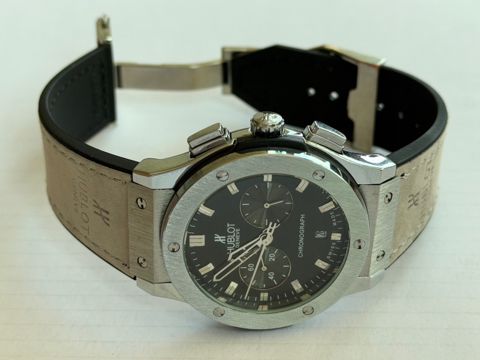 Hublot big bang black qol saatı — Wristwatches