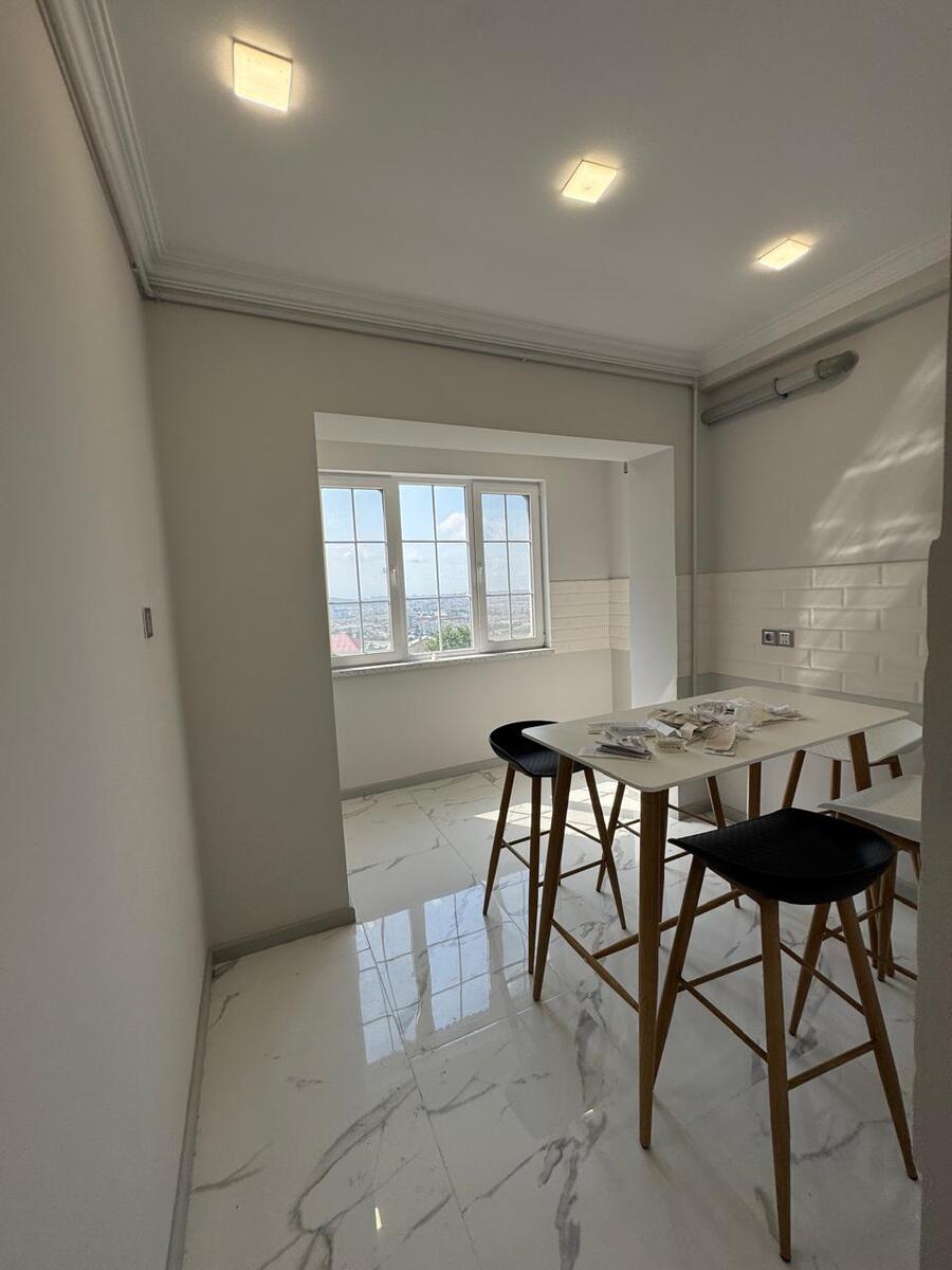 Satılır 2 otaqlı köhnə tikili 65 m² — Mənzil, Bakı (7)