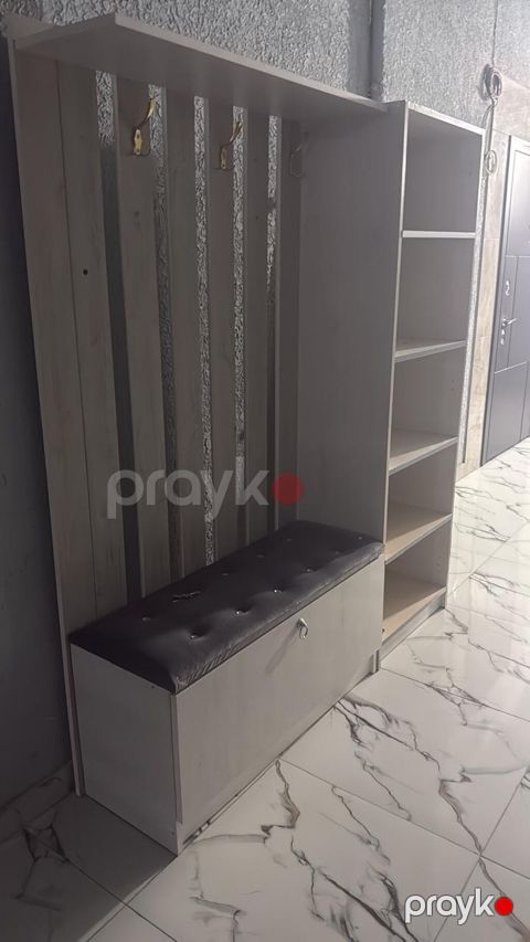 Dəhliz üçün çoxfunksiyalı asılqan və dolab komplekti.Qapısı var sadece — Bakı