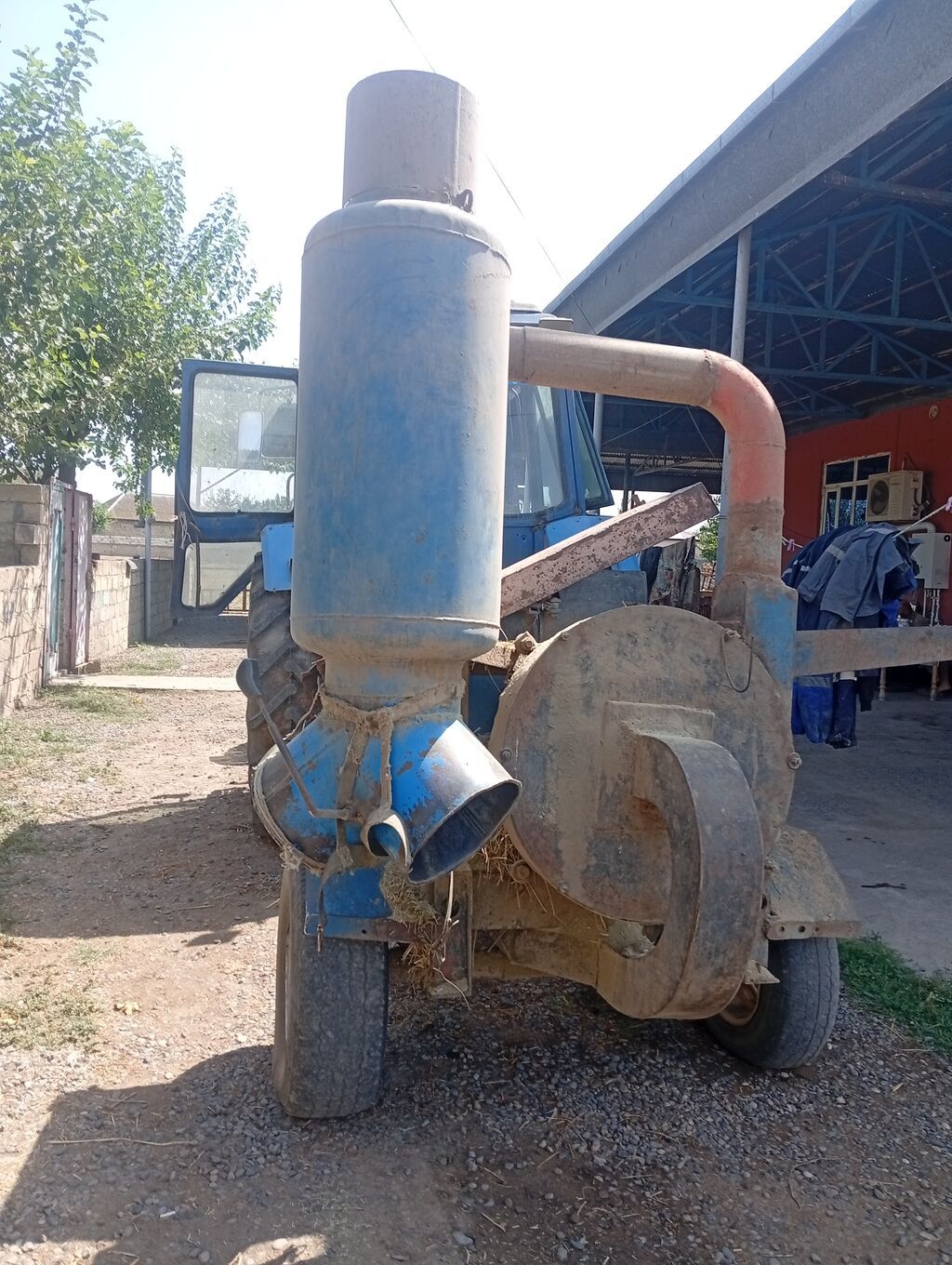 Kənd təsərrüfatı üçün qoşqu tipli yem üyüdüb‑qarışdıran/çəkən aparat — Kənd təsərrüfatı avadanlığı, İmişli (3)