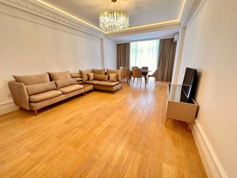 Satılır 2 otaqlı yeni tikili 110 m² — Bakı