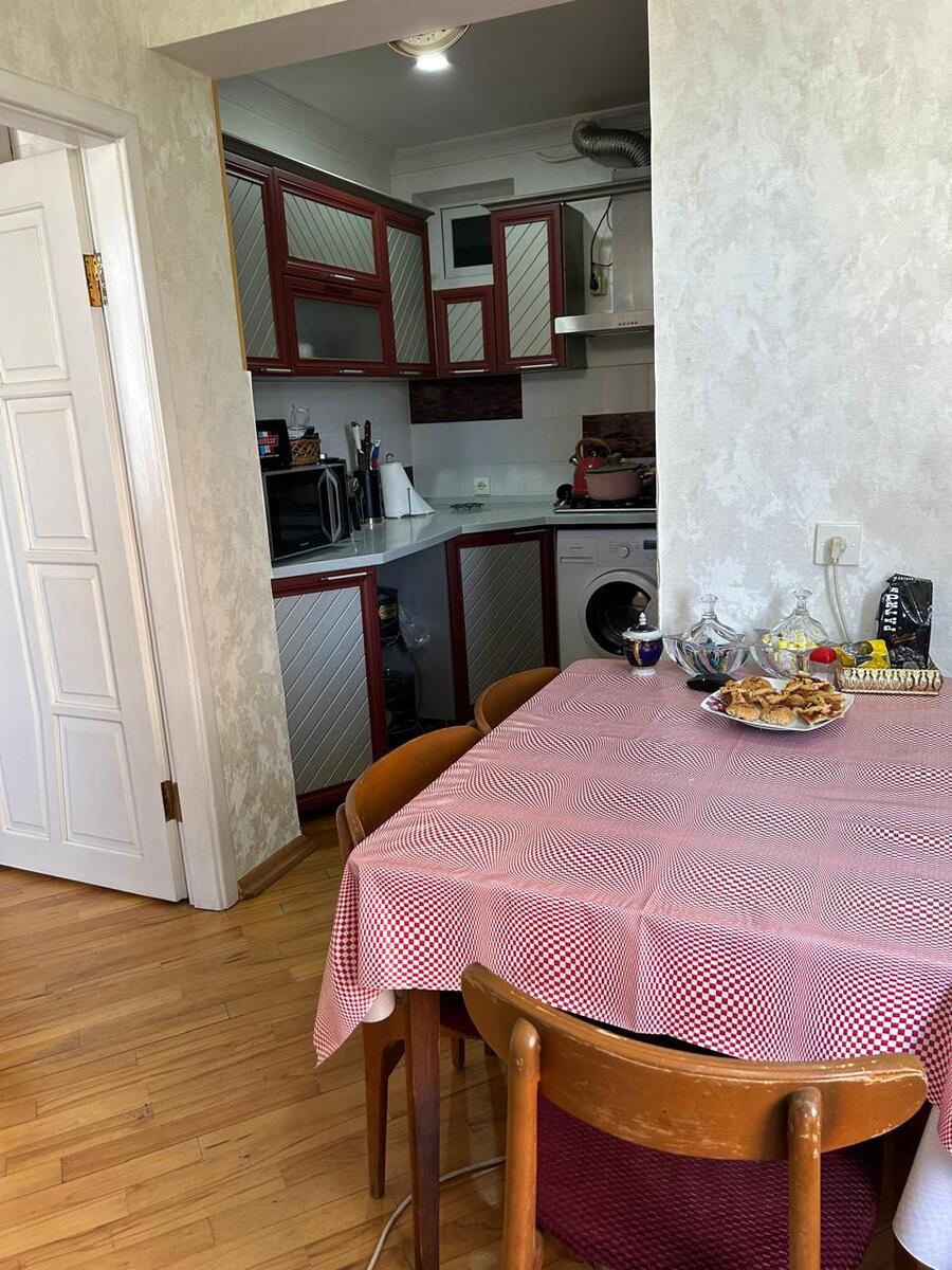 Satılır 2 otaqlı köhnə tikili 70 m² — Mənzil, Bakı (9)