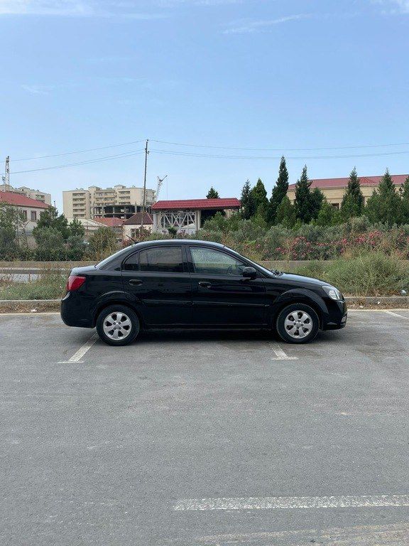 Kia Rio, 1.4 L, 2009 il, 400 000 km — Avtomobillər, Bakı (4)