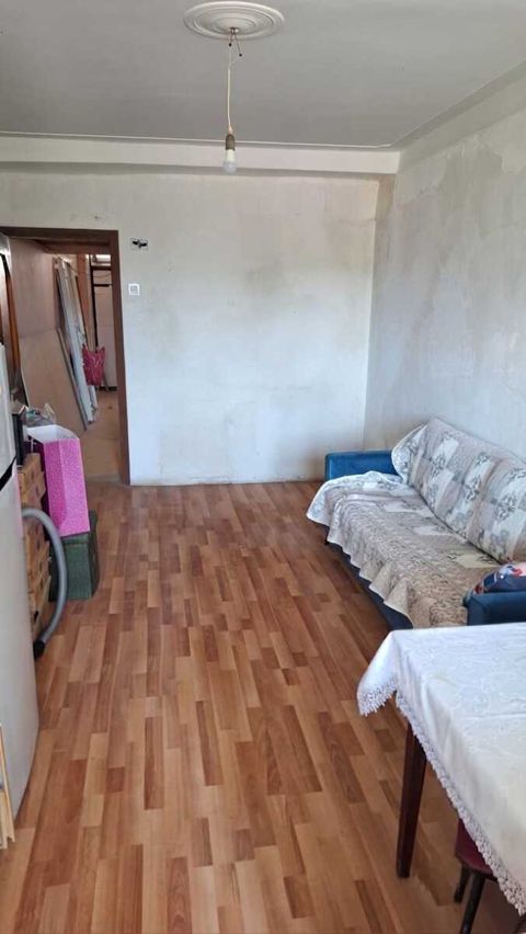 Satılır 1 otaqlı köhnə tikili 35 m² — Bakı