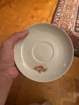 Ağ rəngli çini fincan altlığı (sousyer) - Material: çini/porşelen — AyN — Süfrə qabları