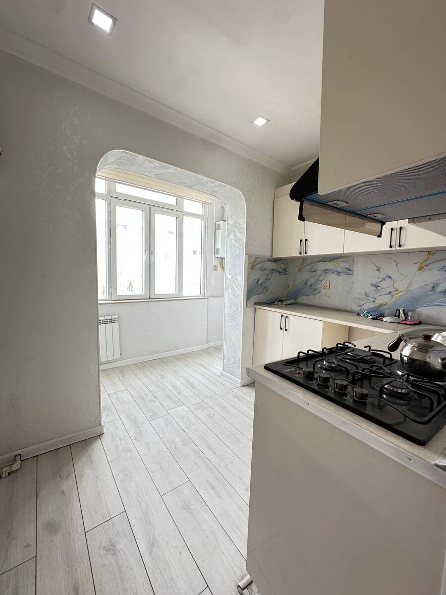 Satılır 2 otaqlı köhnə tikili 63 m² — Mənzil, Bakı (4)