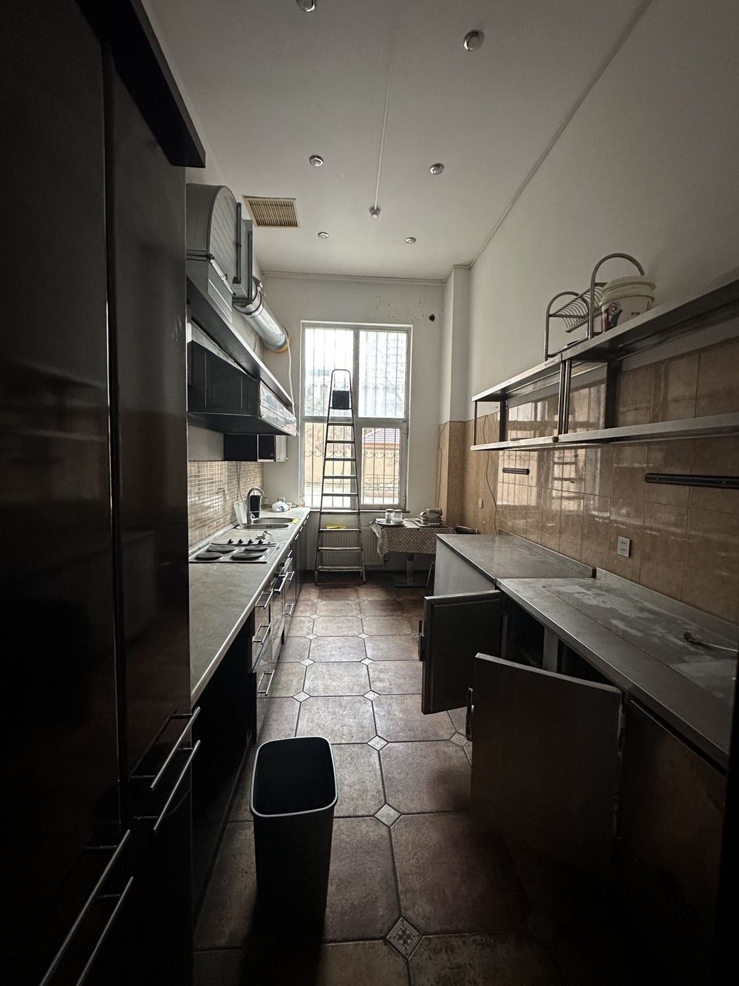 İcarəyə verilir obyekt 200 m² — Əmlak, Bakı (12)