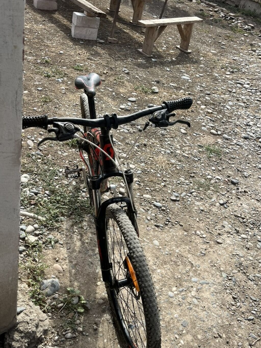 Dağ velosipedi – 26” təkər, amortizatorlu ön çəngəl - Çərçivə: yüngül — Dağ velosipedləri, Beyləqan (4)
