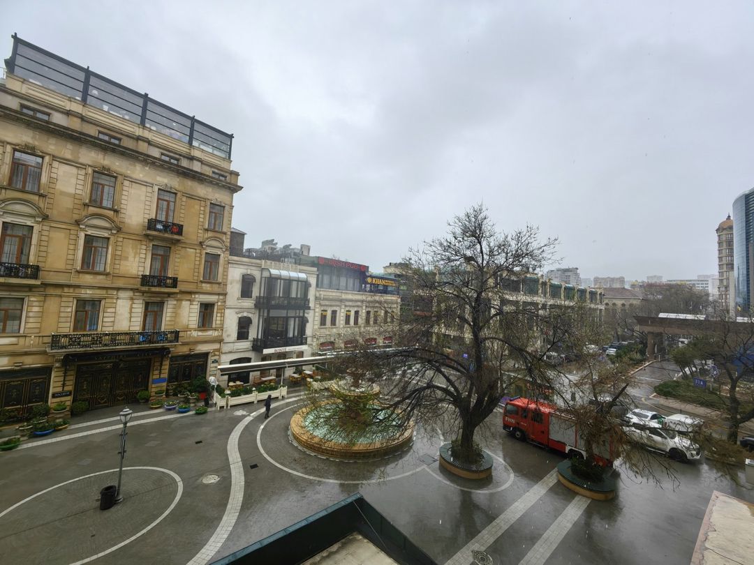 İcarəyə verilir 2 otaqlı köhnə tikili 85 m² — Mənzil, Bakı (9)