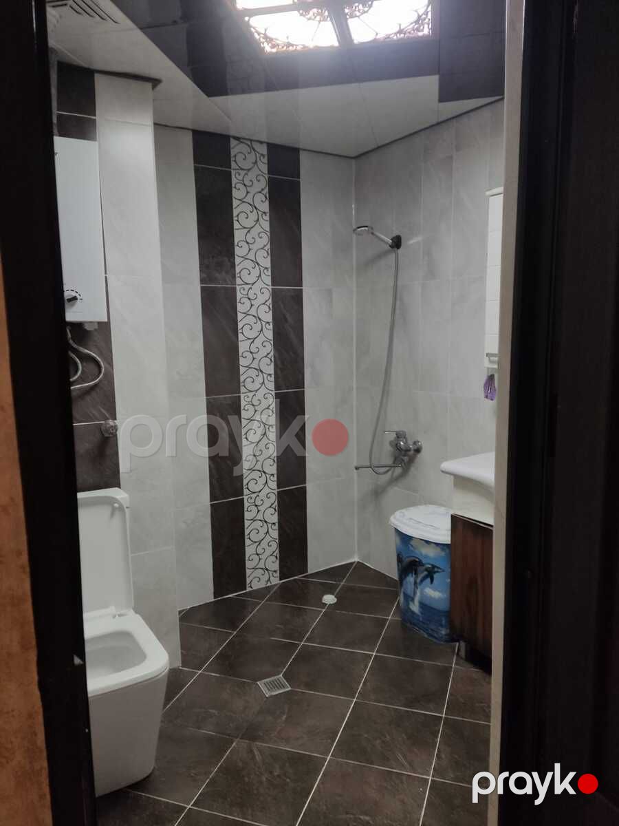 Satılır 2 otaqlı köhnə tikili 65 m² — Mənzil, Bakı (9)