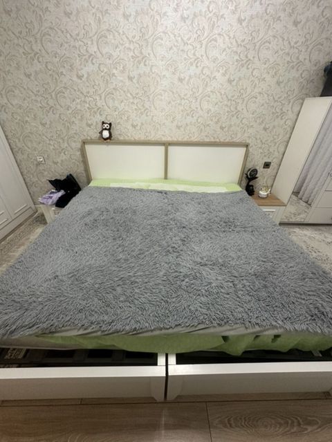 Yataq otağı üçün tüklü örtük - Rəng: boz - Material: yumşaq, uzun — Xırdalan