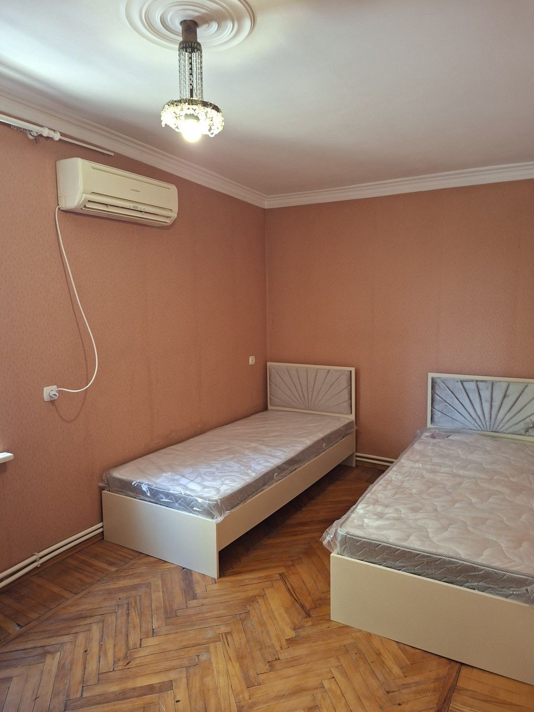İcarəyə verilir 2 otaqlı köhnə tikili 55 m² — Mənzil, Bakı (8)