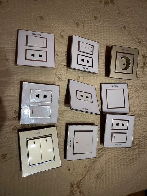 Elektrik yuvası Aulmo — Bakı