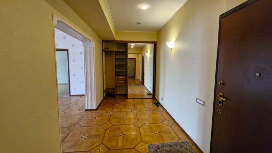 Satılır 2 otaqlı yeni tikili 170 m² — Mənzil, Bakı (11)