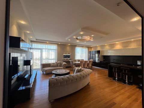 İcarəyə verilir 3 otaqlı yeni tikili 140 m² — Bakı