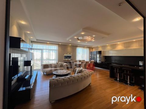 İcarəyə verilir 3 otaqlı yeni tikili 140 m²