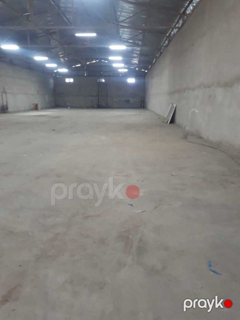 İcarəyə verilir obyekt 1000 m²