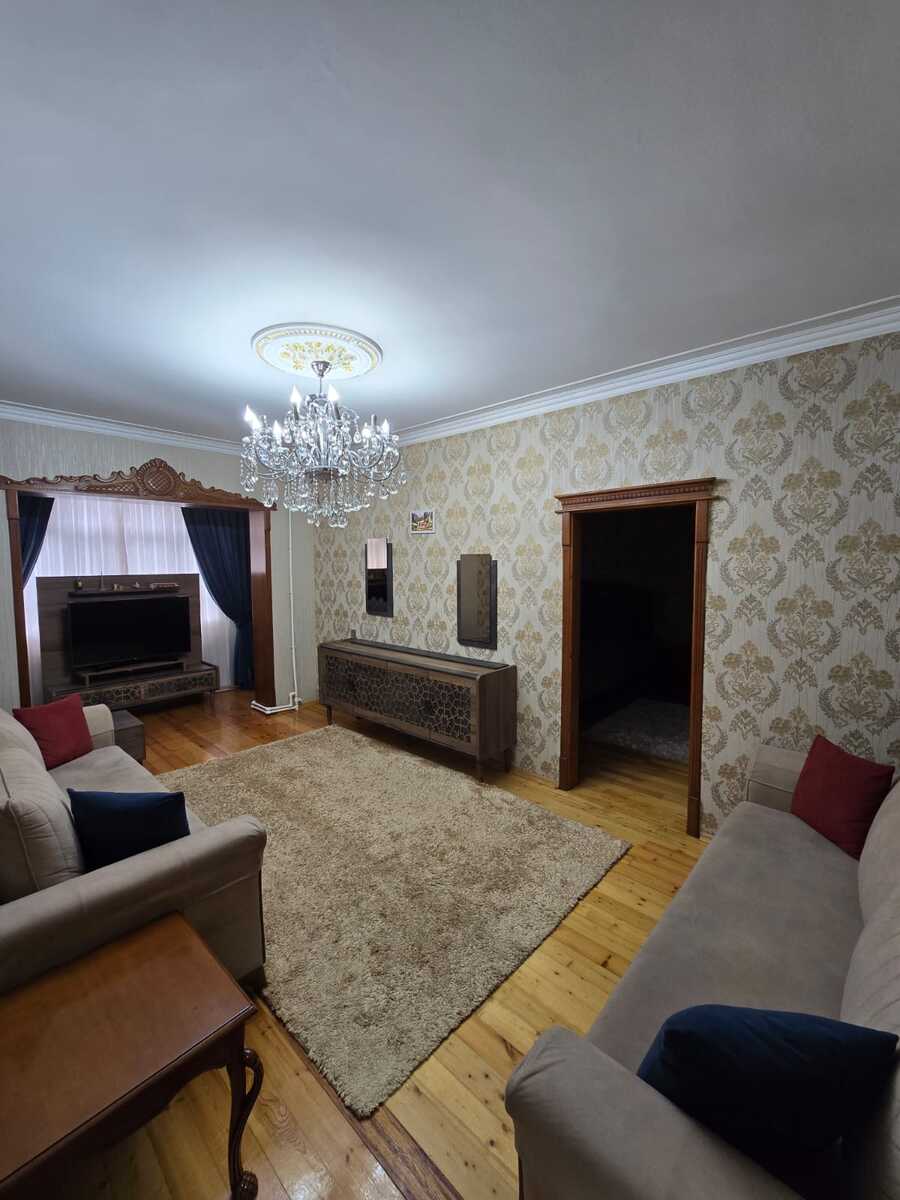 Satılır 5 otaqlı köhnə tikili 120 m² — Mənzil, Bakı (2)